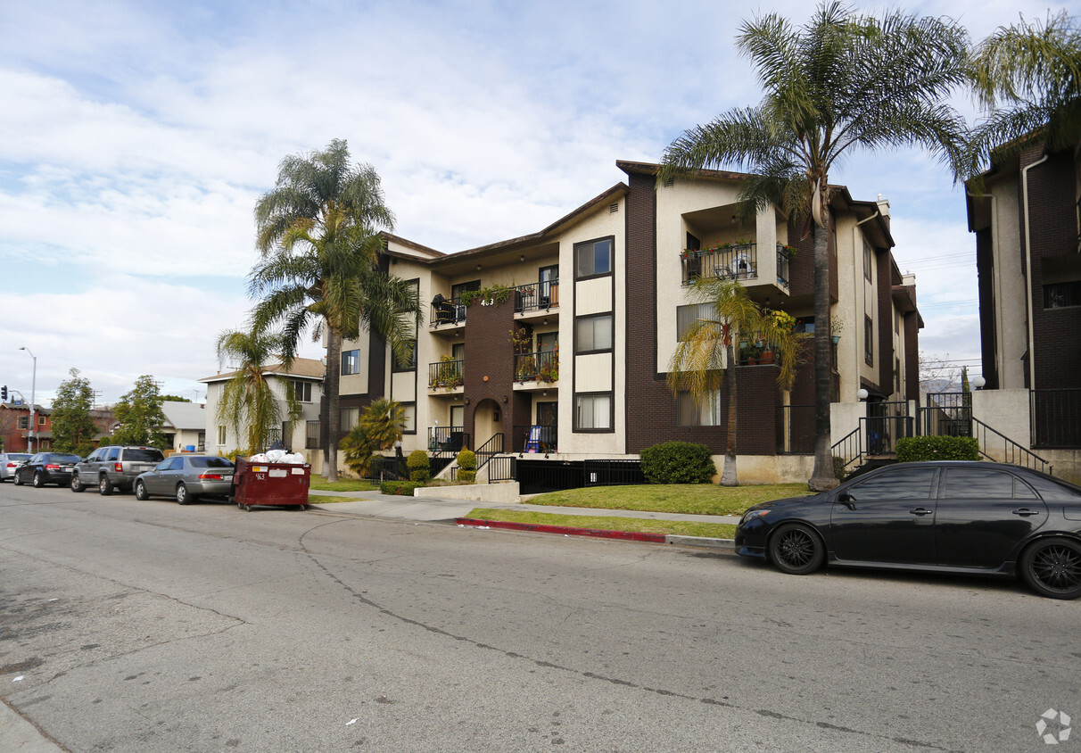 Building Photo - Vinecrest Apartments