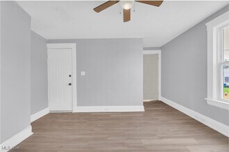 Building Photo - 11702 Brookfield Ave