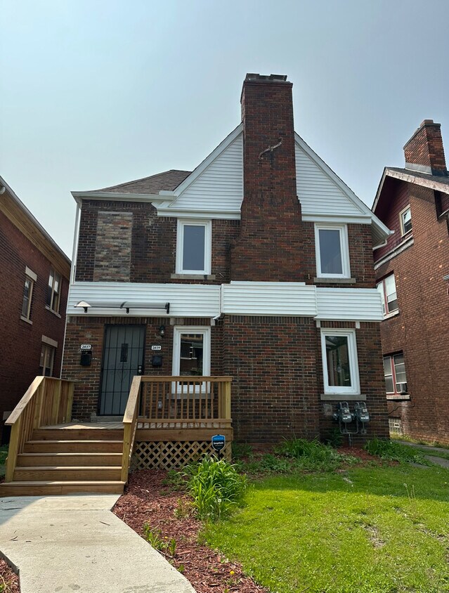 2037 Taylor St, Detroit, MI 48206 Townhome Rentals in Detroit MI