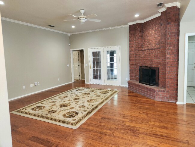 Foto del edificio - 1536 Apricot Ave