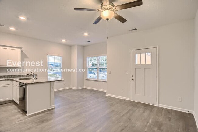 Foto del edificio - 208 Ansley Wy