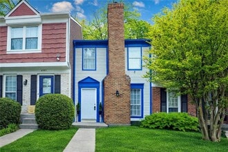 Building Photo - 6581 Wellington Sq