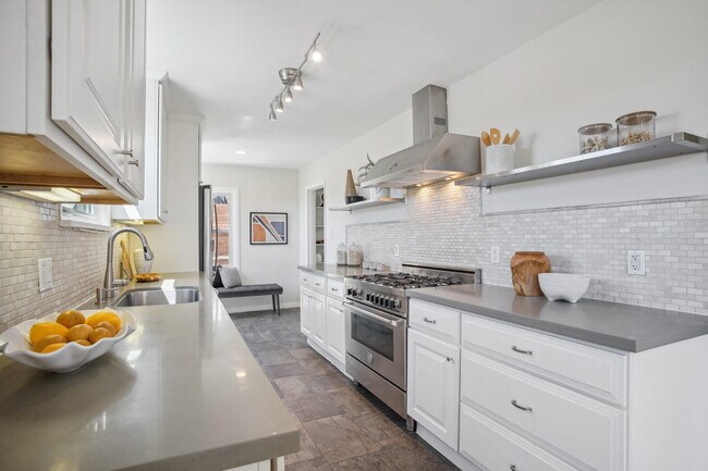 kitchen - 831 Solano Ave