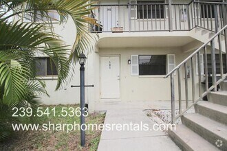 Building Photo - 4516 SW 10th Ave