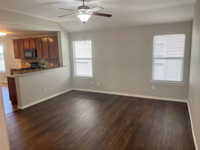 Foto del edificio - 9122 River Dale Canyon Ln