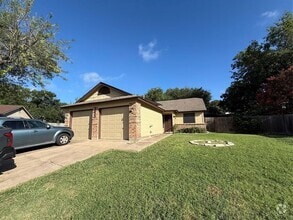 Building Photo - 7900 Ibis Cove