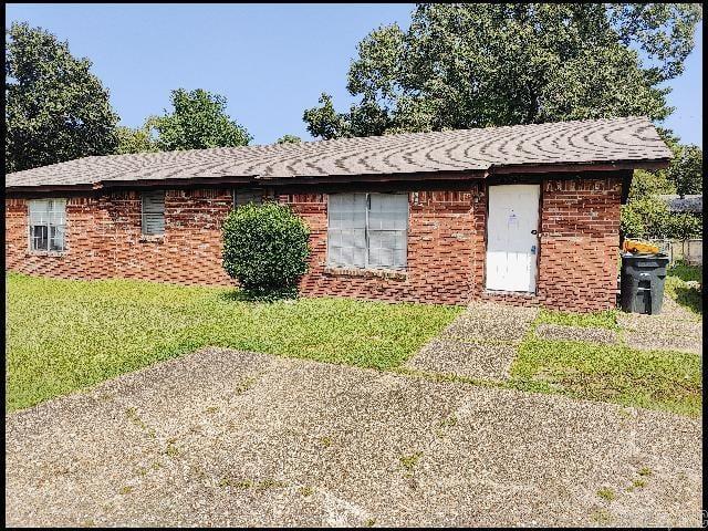 Foto principal - 8610 Indianhead Dr