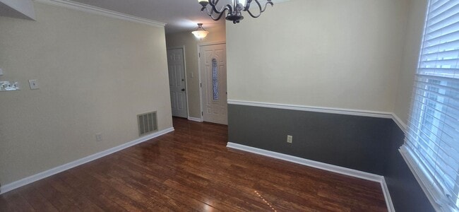 Building Photo - 3313 Fort Harrods Ct