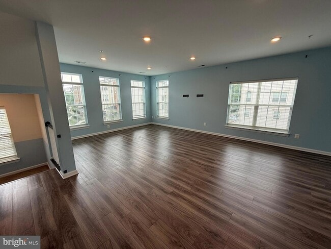 Building Photo - 5539 Lanteen St