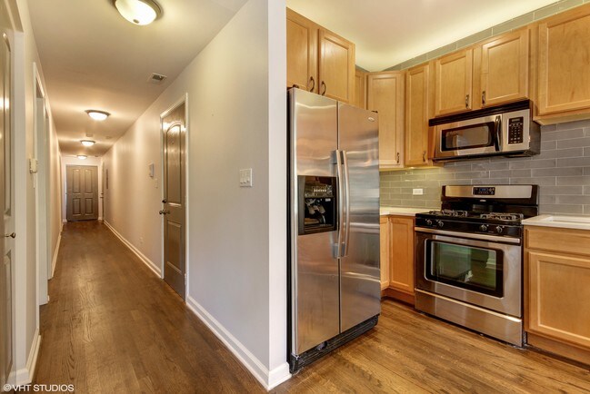 Foto del edificio - 3106 W Leland Ave