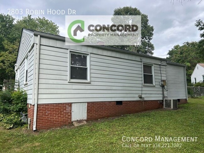 Foto del edificio - 2803 Robin Hood Dr