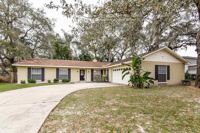 Foto del edificio - 5208 Cumberland Dr