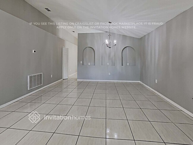 Foto del edificio - 2415 Marcasite Loop