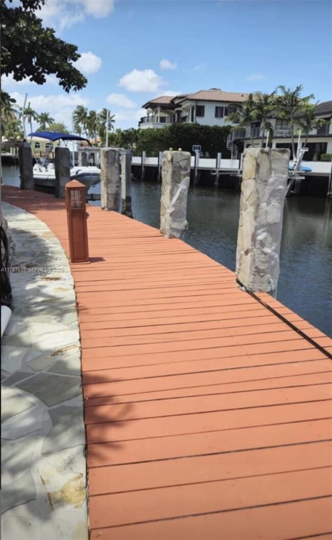 Foto del edificio - 4050 NE 25th Ave