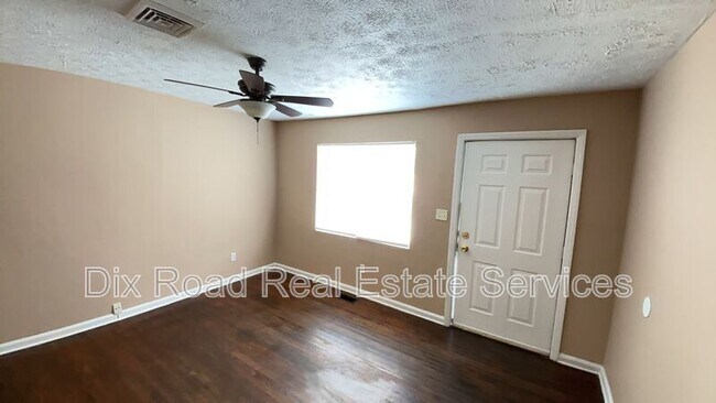 Foto del edificio - 3107 Judy Dr