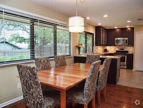 Building Photo - 9000 Currywood Dr
