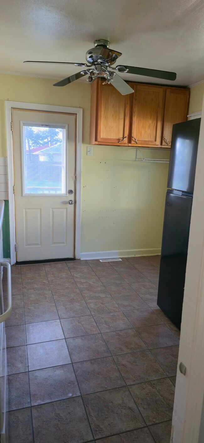 Foto del edificio - 1405 Swanson Ave