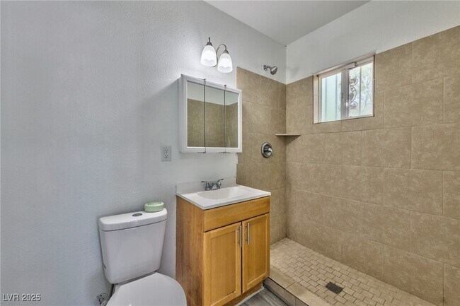 Foto del edificio - 339 N 10th St