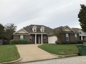 Building Photo - 8951 Alderwood Way