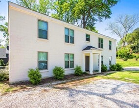 Building Photo - 350 E Magnolia Ave