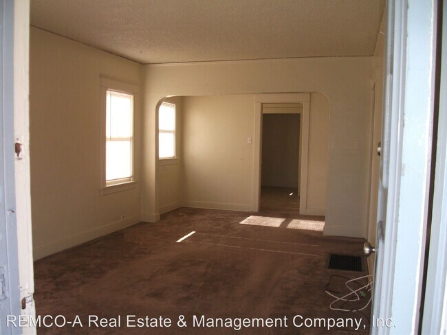 Foto del edificio - 3739-3741 Olive Ave