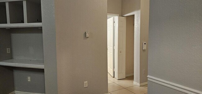 Foto del edificio - 3751 Conroy Rd