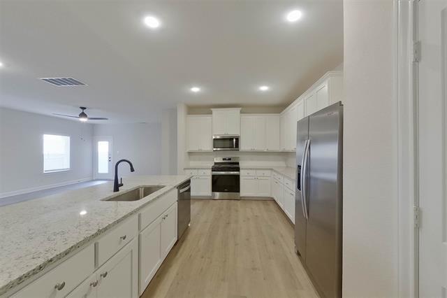 Foto del edificio - 1104 Dye Blvd