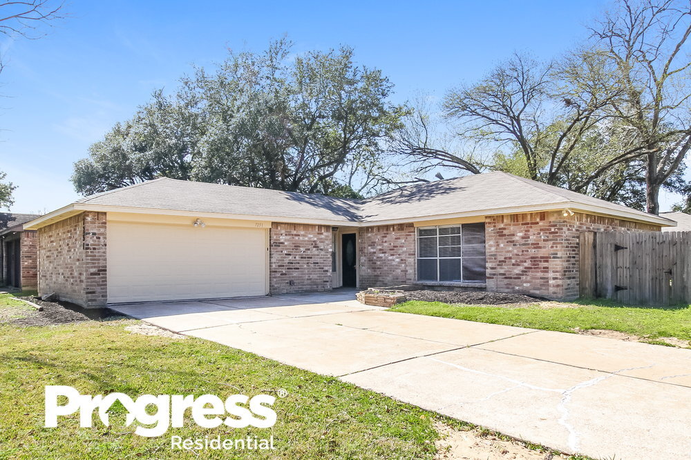 Foto principal - 7251 Sunlight Ln