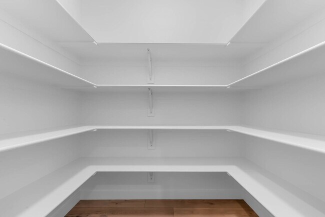Building Photo - 1614 E 6820 N