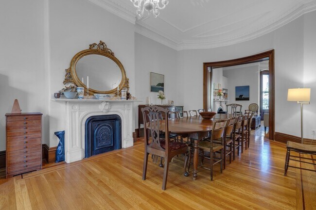 Foto del edificio - 19 Braddock Park