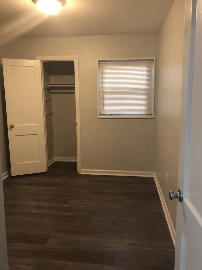 Bedroom - 3711 Harmon Ave