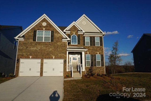 Building Photo - 6101 Treehouse Dr