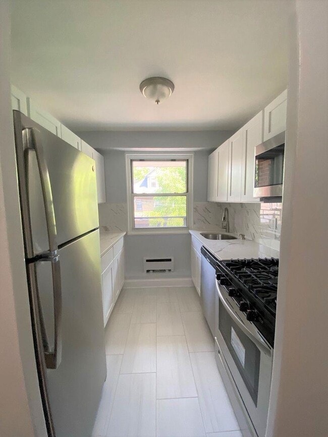 700 JFK Blvd E Unit 4H, Weehawken, NJ 07086 Room for Rent in