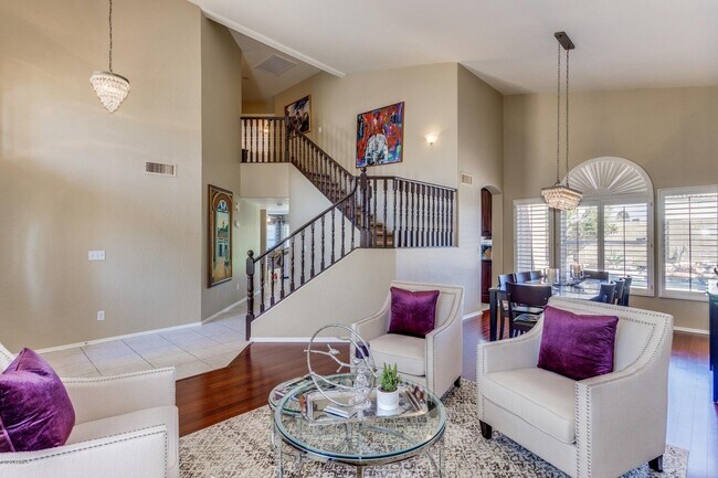 Building Photo - 773 S Ocean Dr