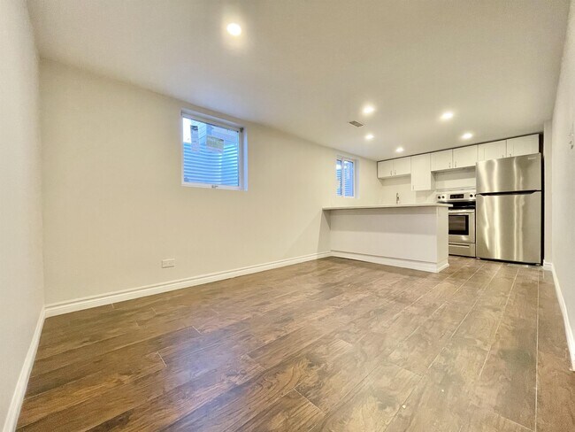 Photo du bâtiment - 31 Rendale Ave