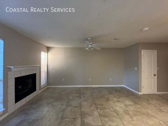 Building Photo - 606 Virginia Oak Ct