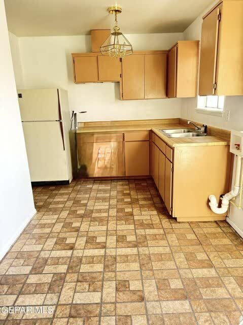 Foto del edificio - 7167 N Loop Dr