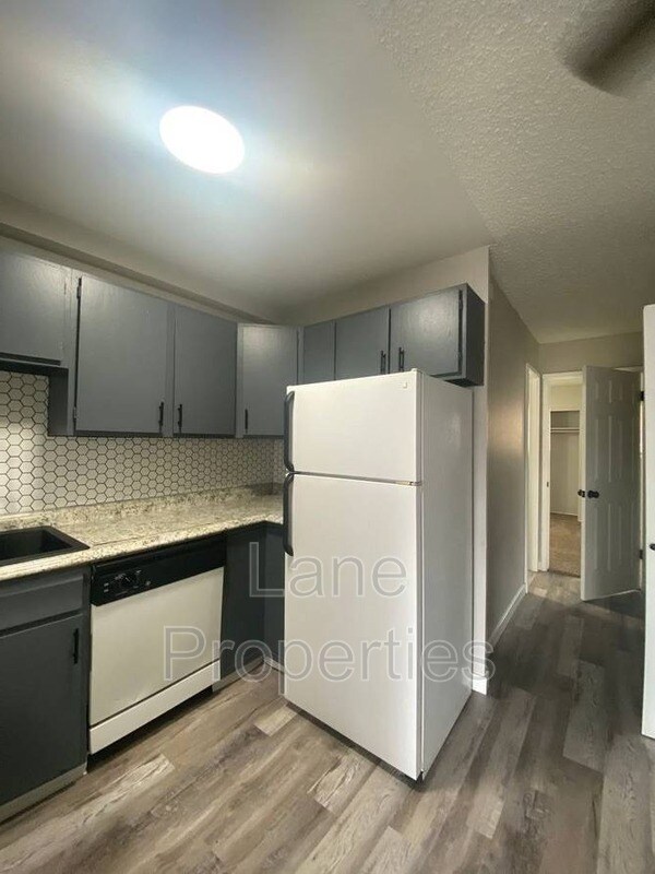 Foto del edificio - 1615 Pearl St