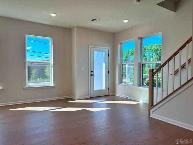 Building Photo - 123 Lyla Ln