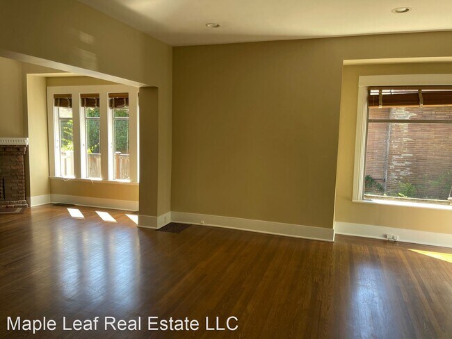 Foto del edificio - 4 br, 3 bath House - 5108 Meridian Ave N