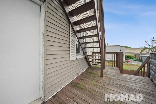 Foto del edificio - Charming 3BR APARTMENT  in Bridgeport