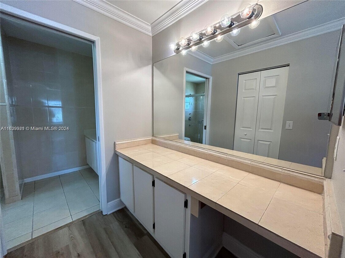 510 NW 108Th Ter, Pembroke Pines, FL 33026 - Townhome Rentals in Pembroke  Pines FL | Apartments.com