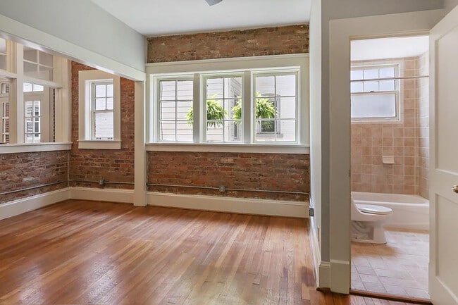 Photo - 229 Ponce De Leon Ave NE Apartment