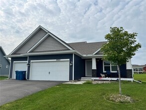 Building Photo - 20665 Gosford Way
