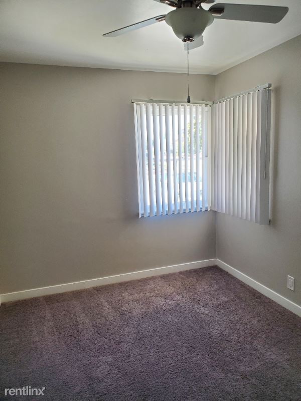Building Photo - 3 br, 1 bath House - 5211 Lenore Street
