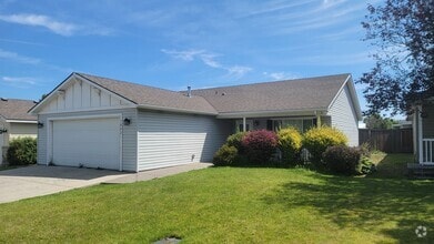 Building Photo - 1802 N Aladdin Rd