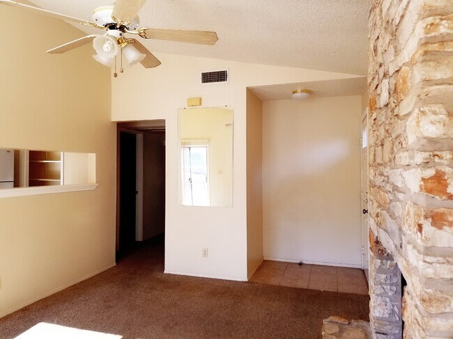 Building Photo - 1007 Fieldwood Dr