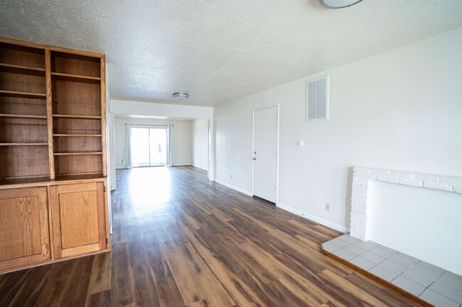 Foto del edificio - Single Level  4 Bedroom Home in Arcata, Ea...