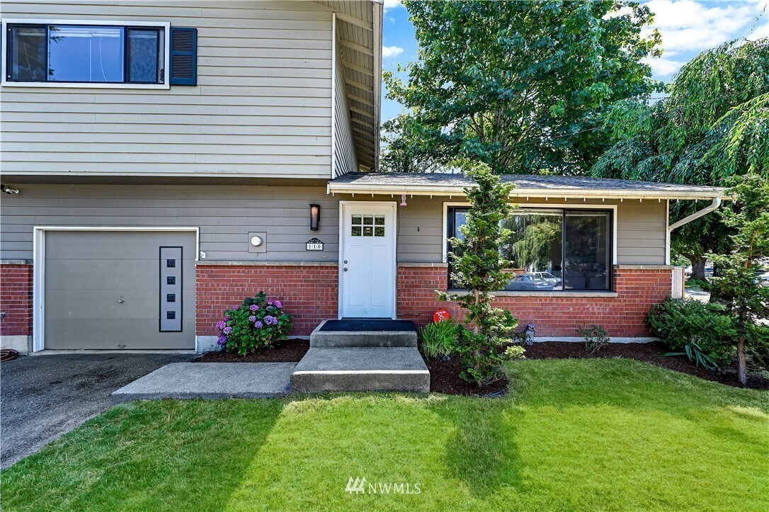 110 Rainier Blvd N, Issaquah, WA 98027 Townhome Rentals in Issaquah