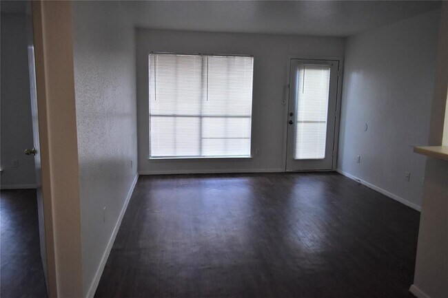 Foto del edificio - 13480 S Thorntree Dr